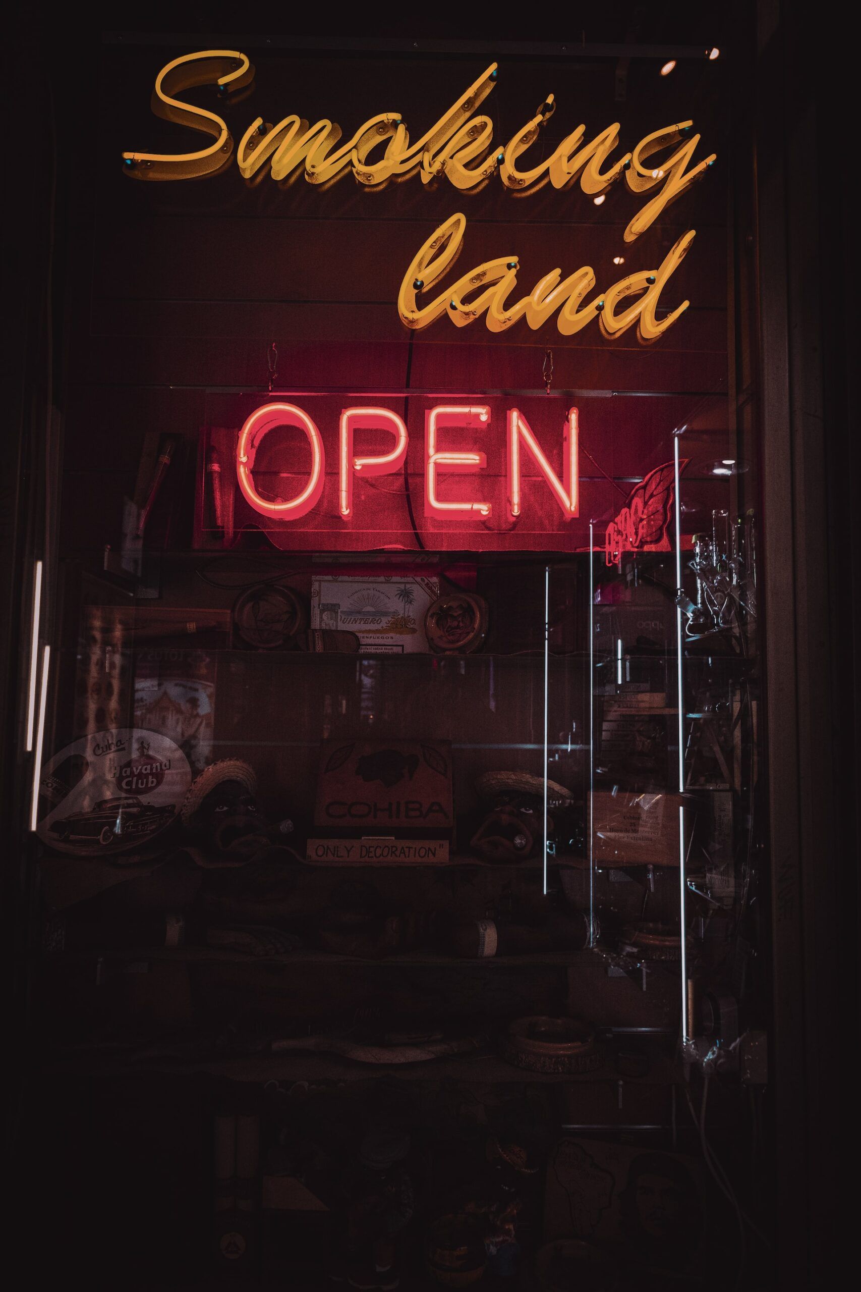 How Much Does It Cost to Open a Smoke Shop?
