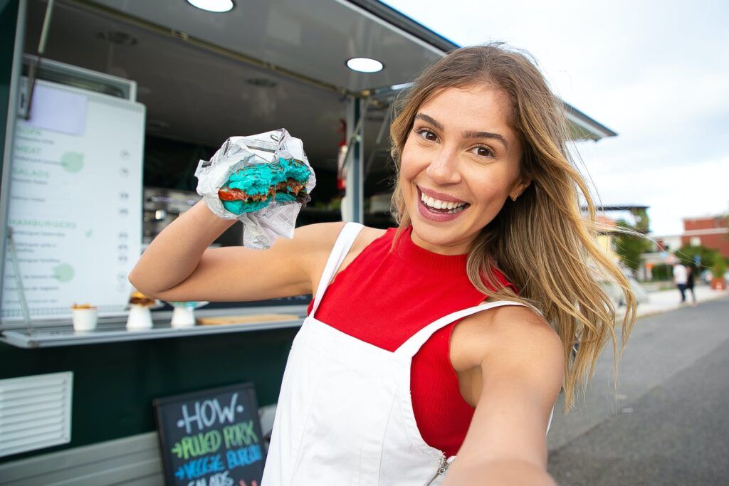 how much does it cost to rent a food truck